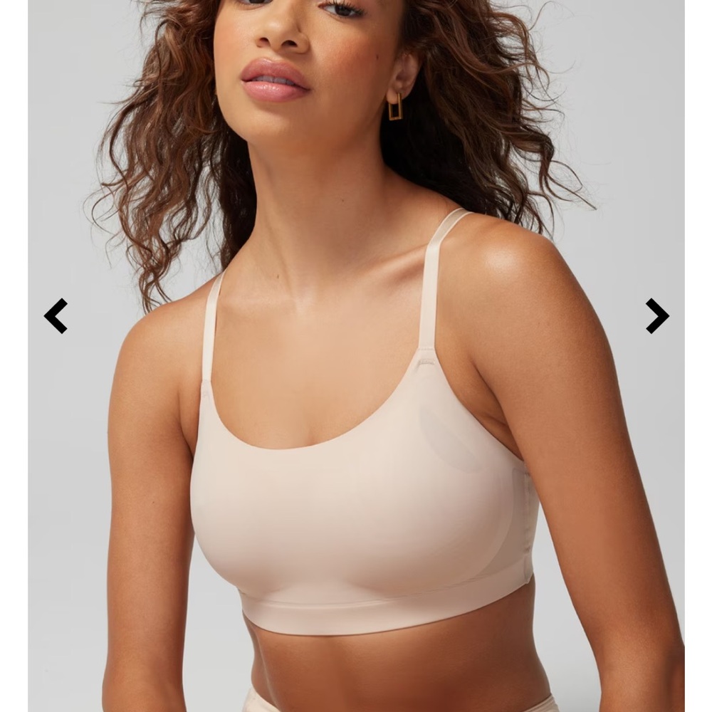 2 Soma Enbliss Adjustable Bralettes